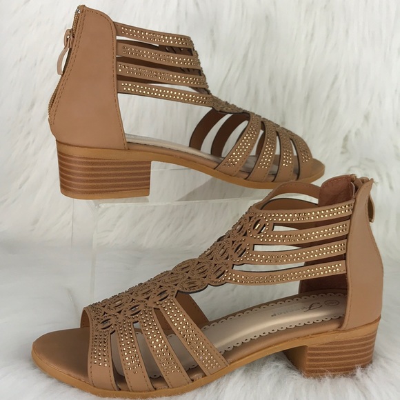 Square Heel Gladiator Sandals - Picture 5 of 9